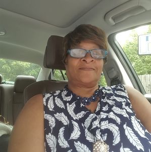 Meet your Posher, Naomi